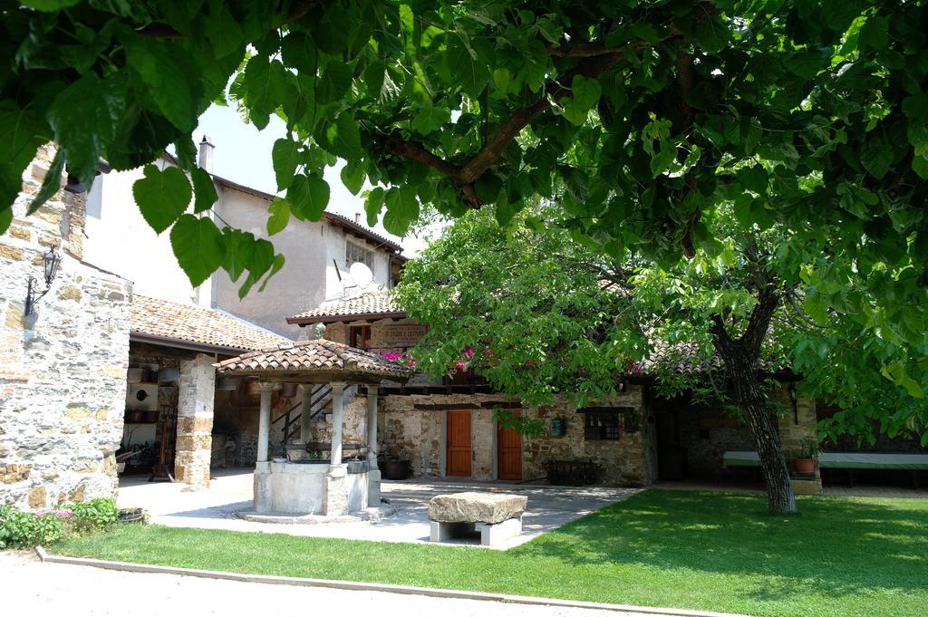 Agriturismo Il Vagabondo Buttrio Eksteriør billede