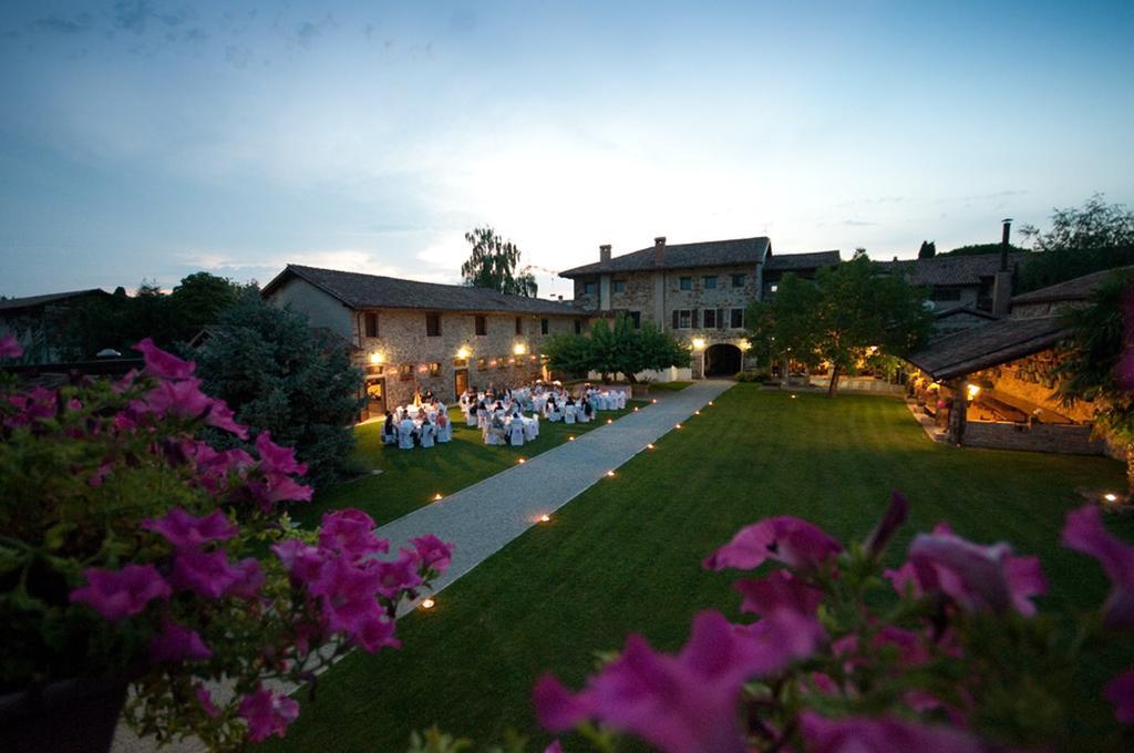 Agriturismo Il Vagabondo Buttrio Eksteriør billede