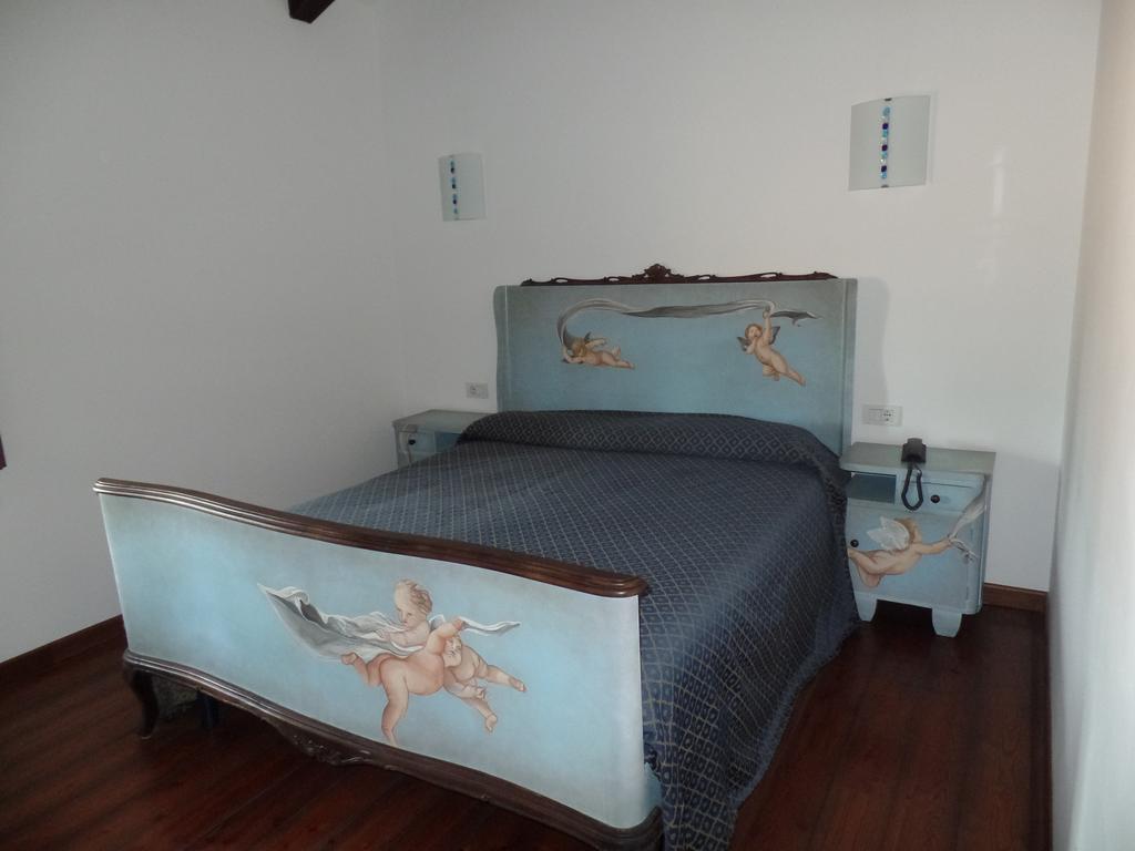 Agriturismo Il Vagabondo Buttrio Værelse billede
